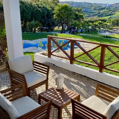 Hébergement de vacances Da Silva Surfcamp - Tiny House Jorgina Lourinhã